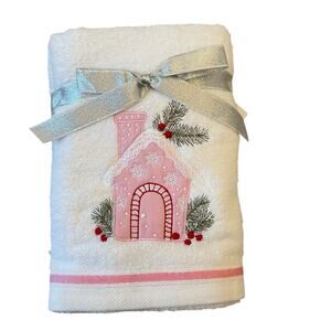 Christmas Hand Towels Pink Embroidered Gingerbread House 18x28 100% Cotton NEW